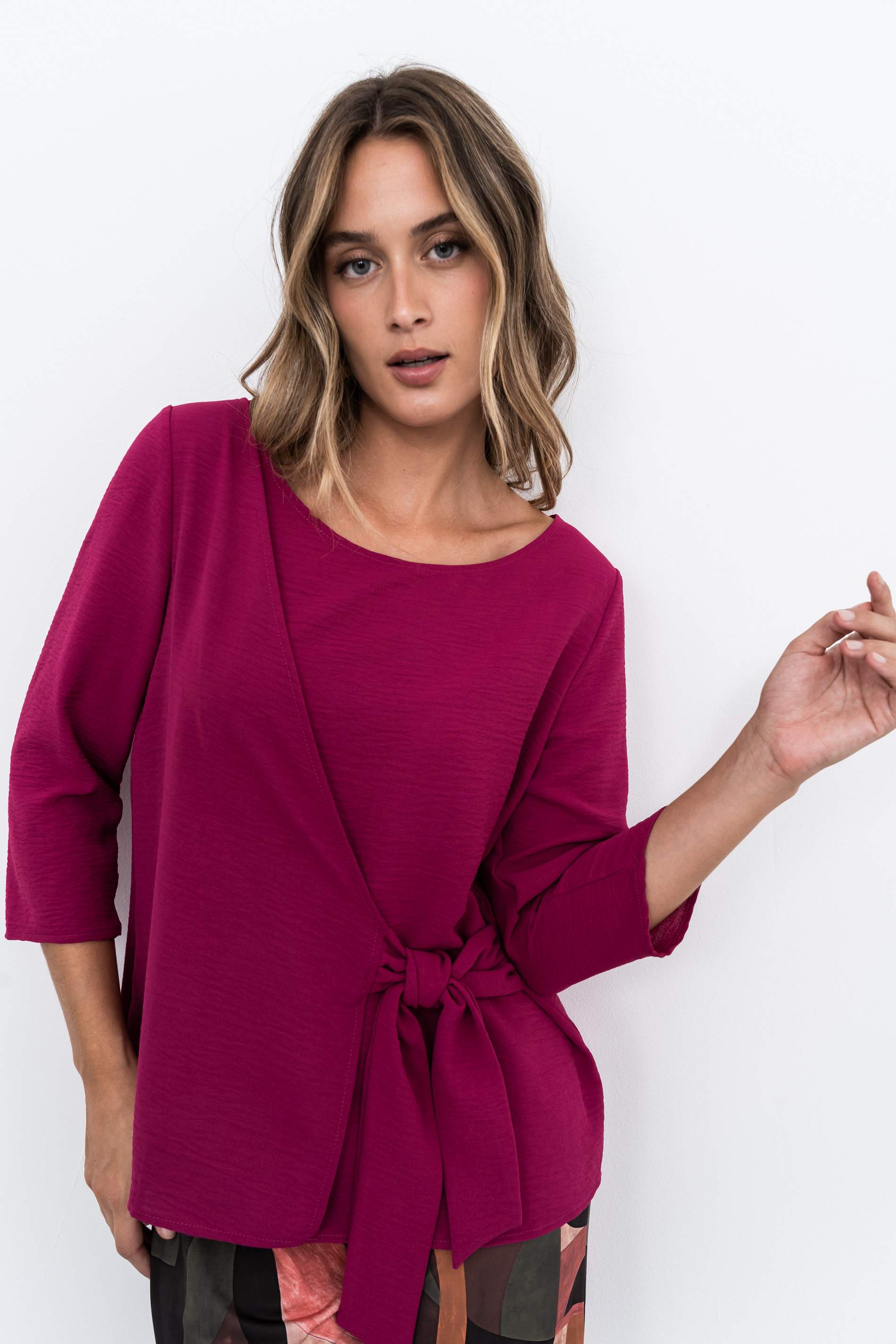 BLUSA EFECTO CRUZADO FRESA
