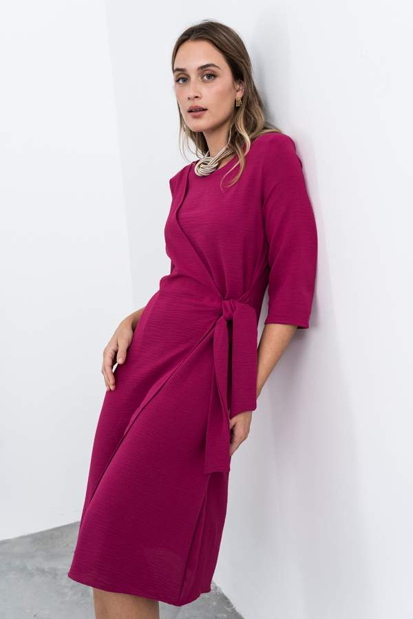 VESTIDO EFECTO CRUZADO FRESA