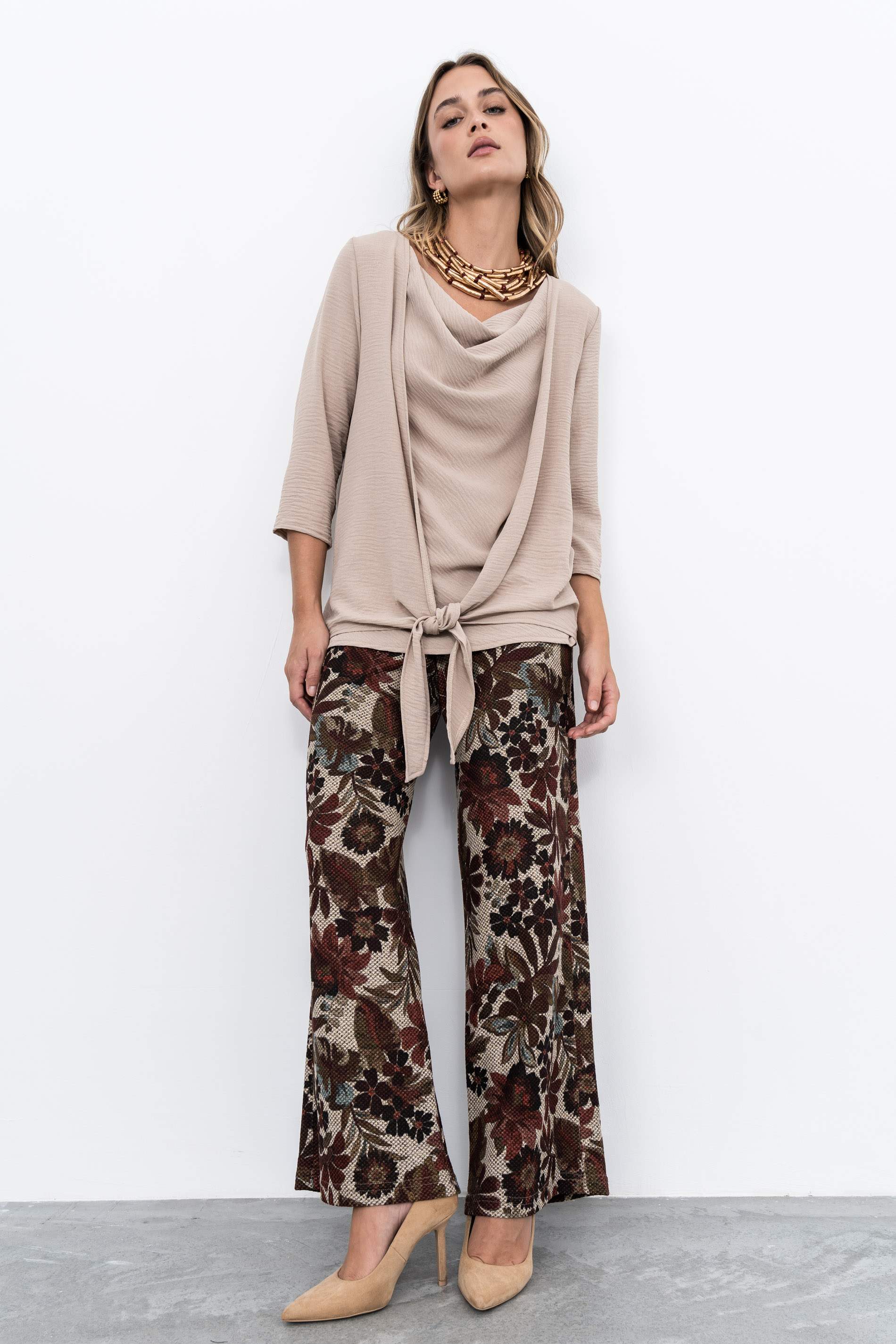 BLUSA DOBLE CAPA NUDO ARENA