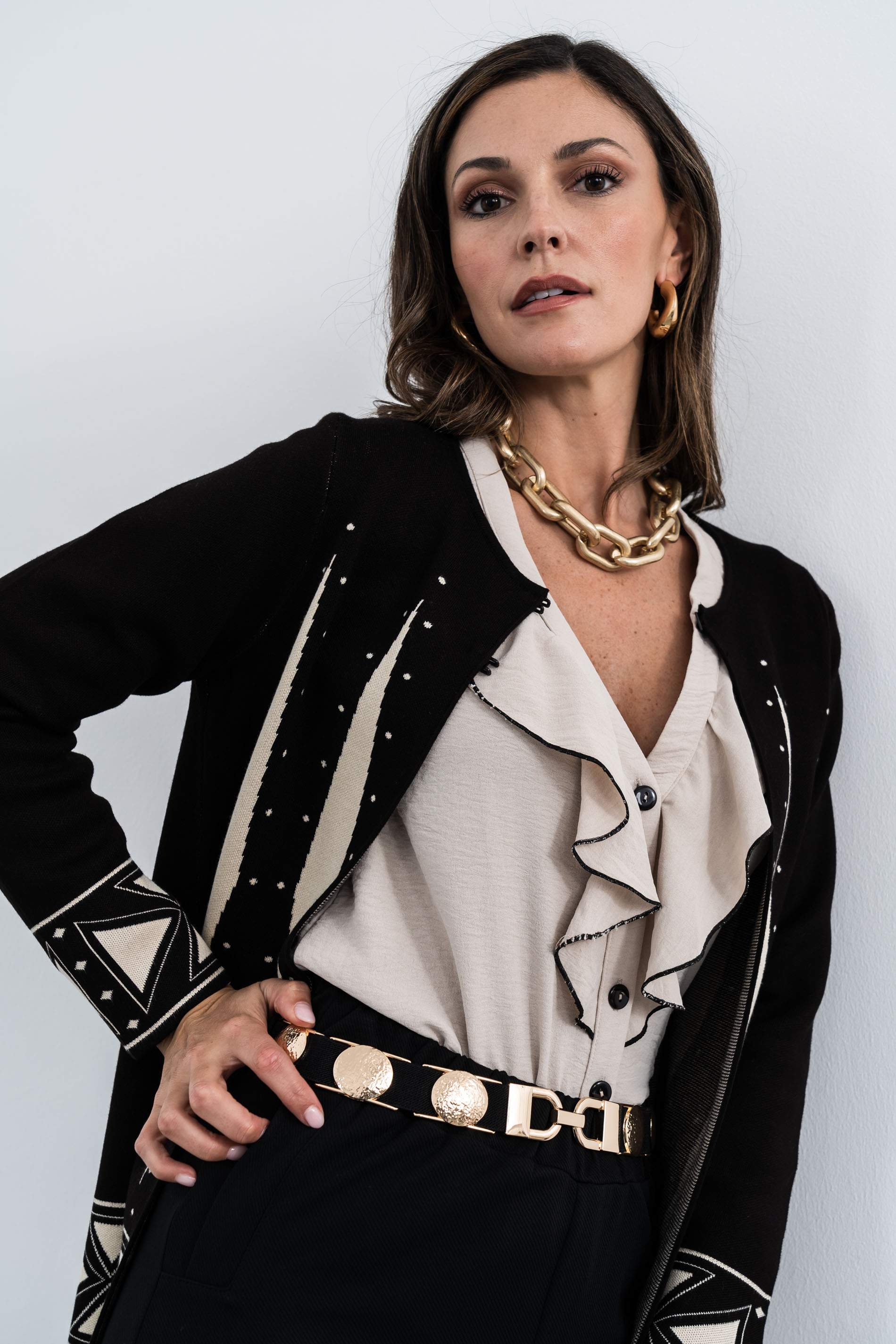 CINTURÓN ELÁSTICO MEDALLÓN NEGRO