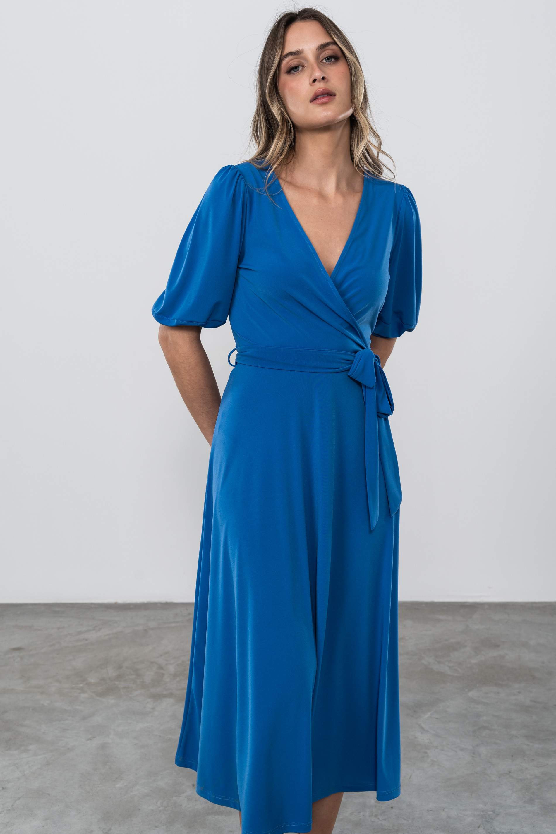 VESTIDO CRUZADO CINTURÓN