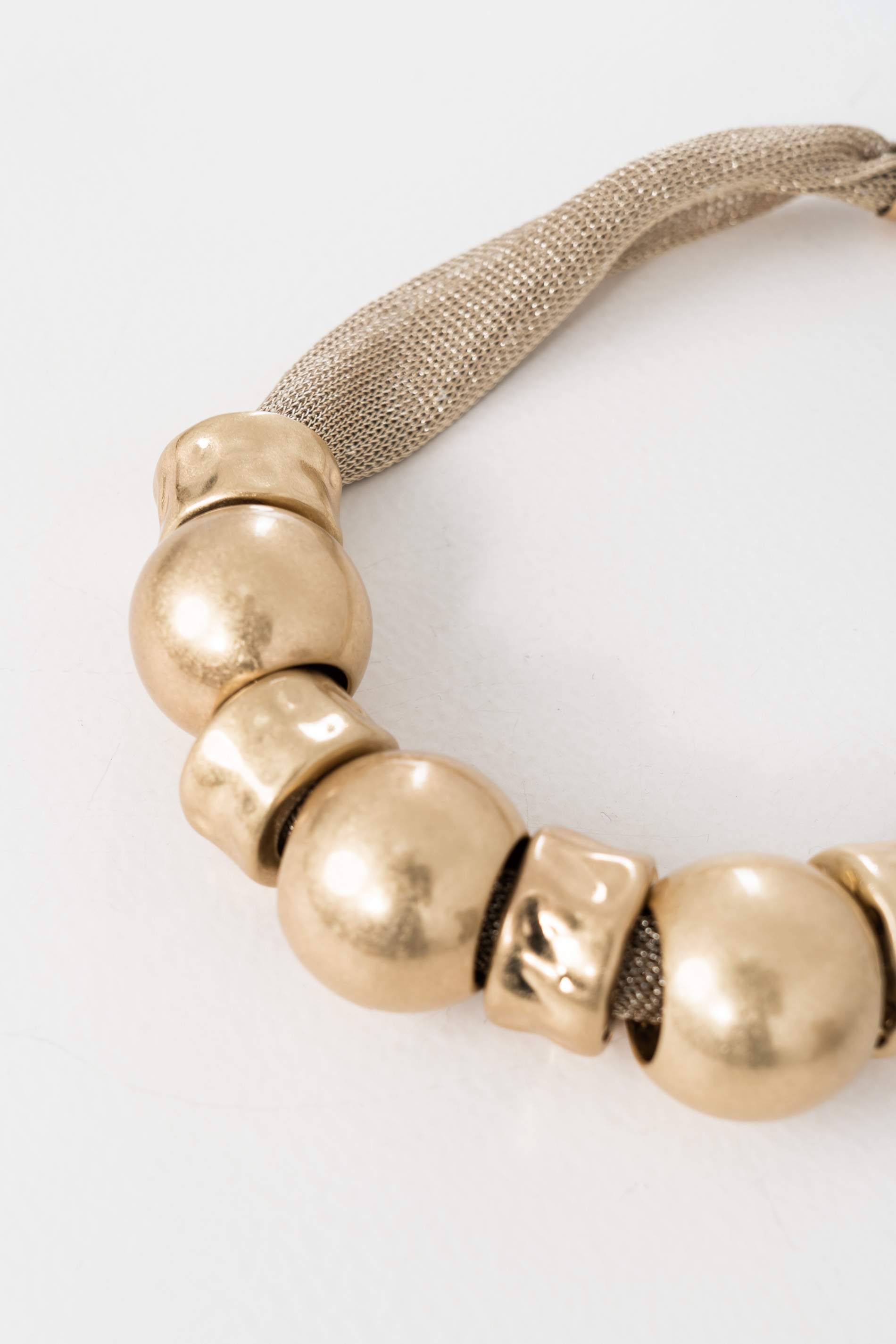 COLLAR MALLA PIEZAS ORO