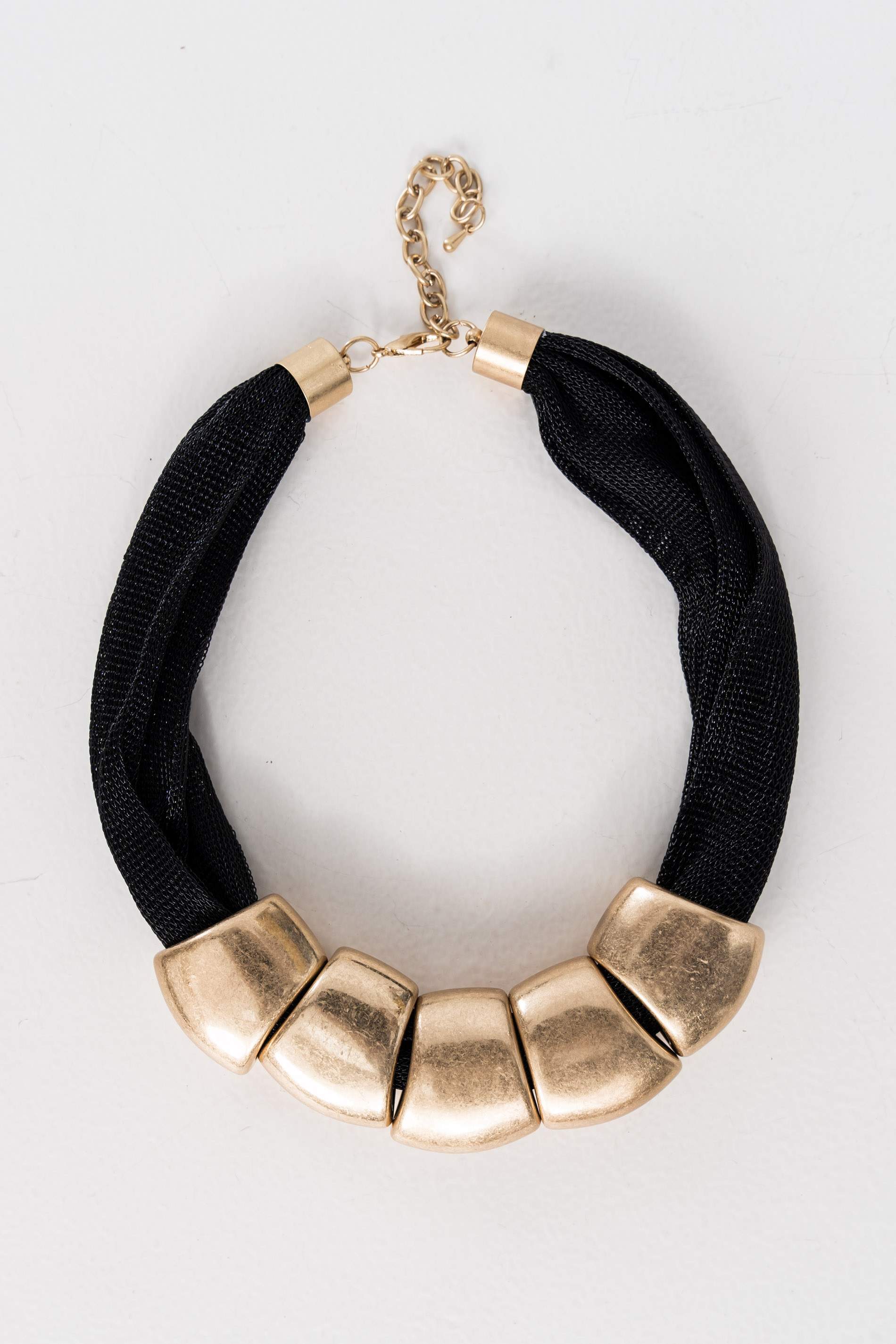 COLLAR MALLA PIEZAS NEGRO