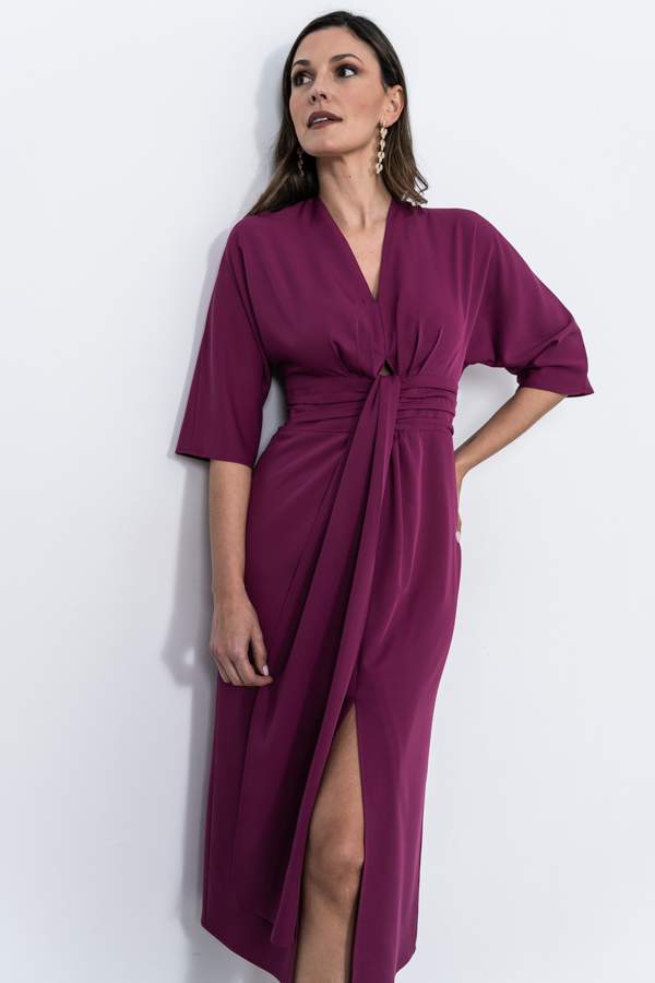 VESTIDO ABERTURA CENTRO