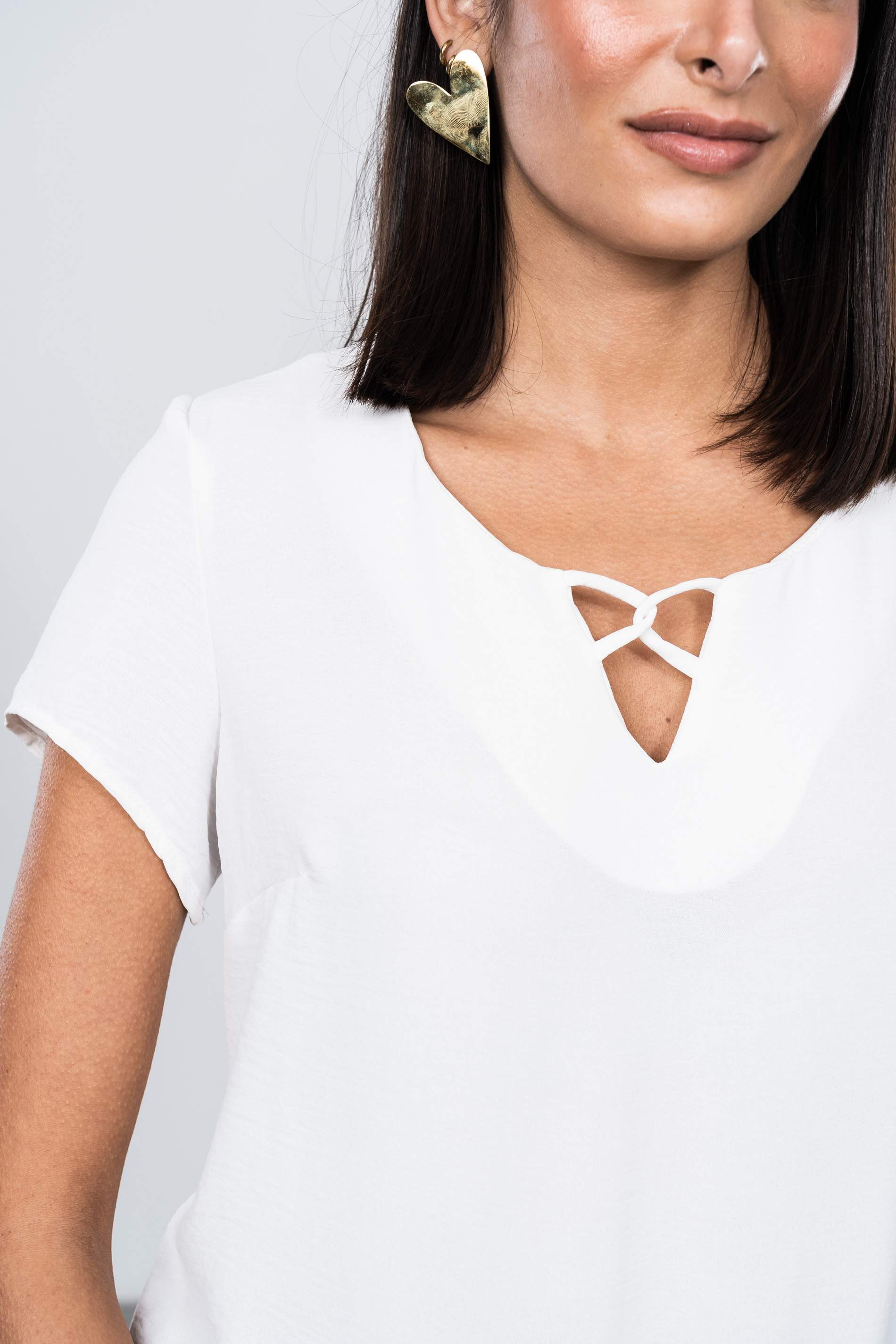 BLUSA DETALLE CRUZADO