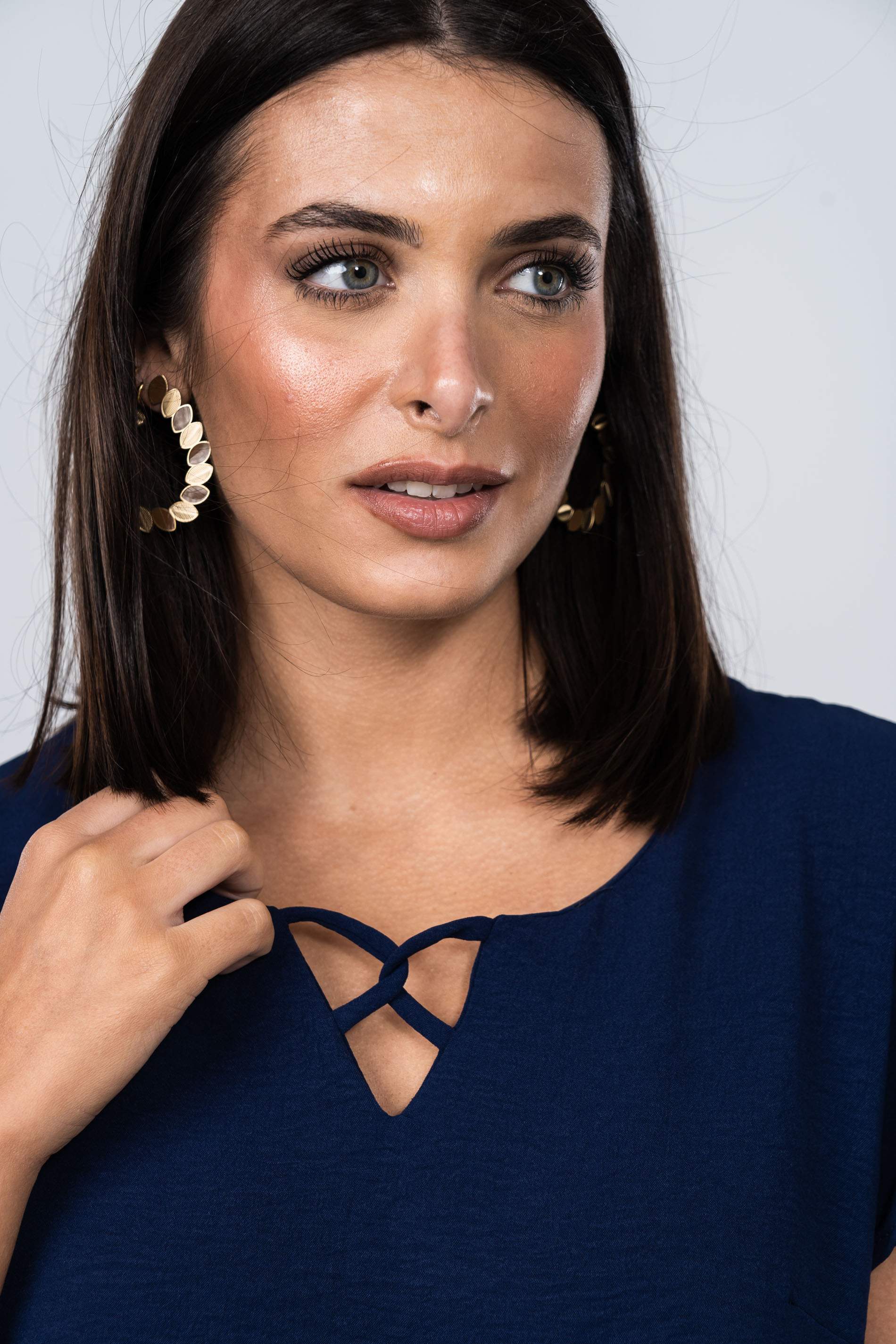 BLUSA DETALLE CRUZADO MARINO