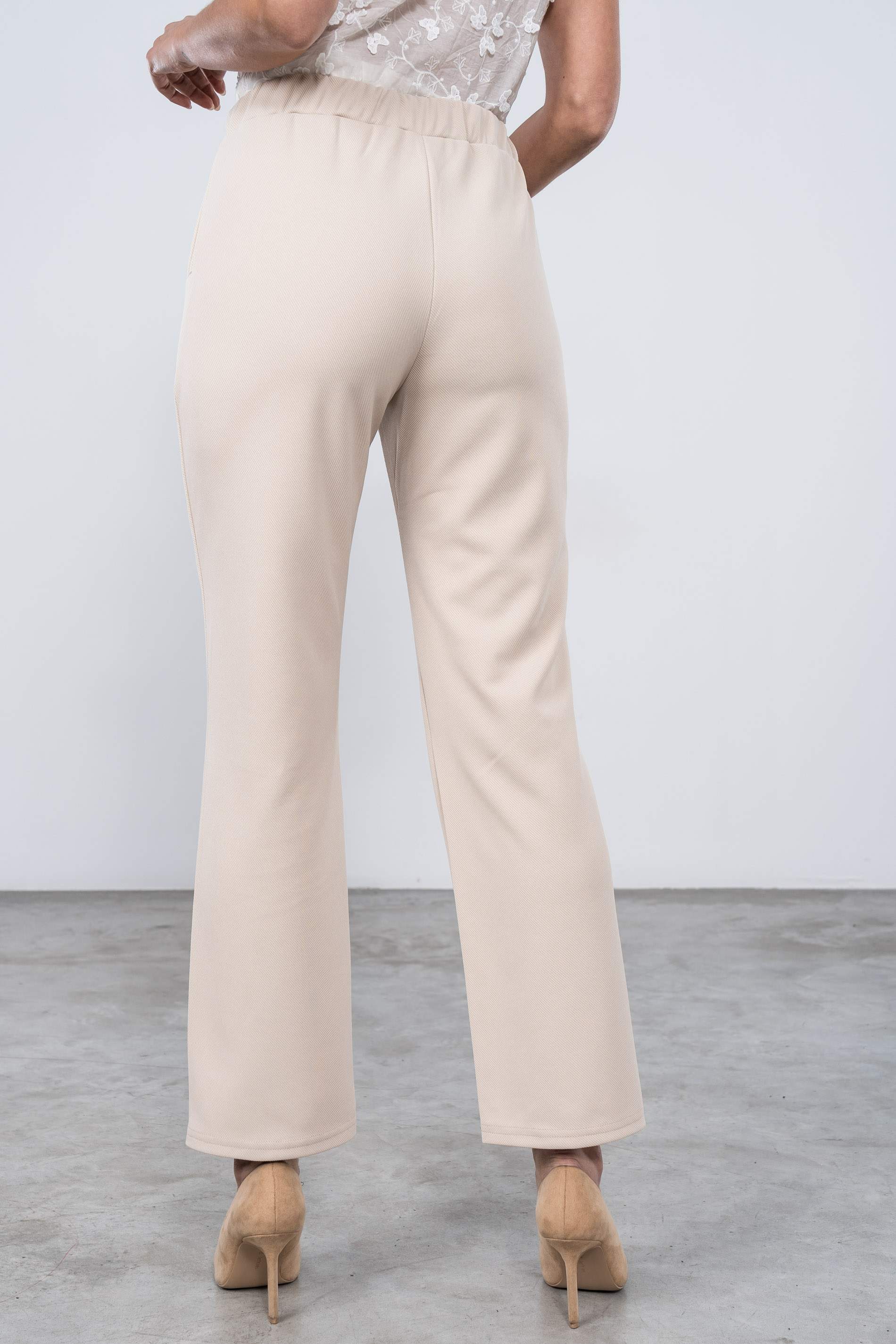 PANTALÓN RECTO BEIGE