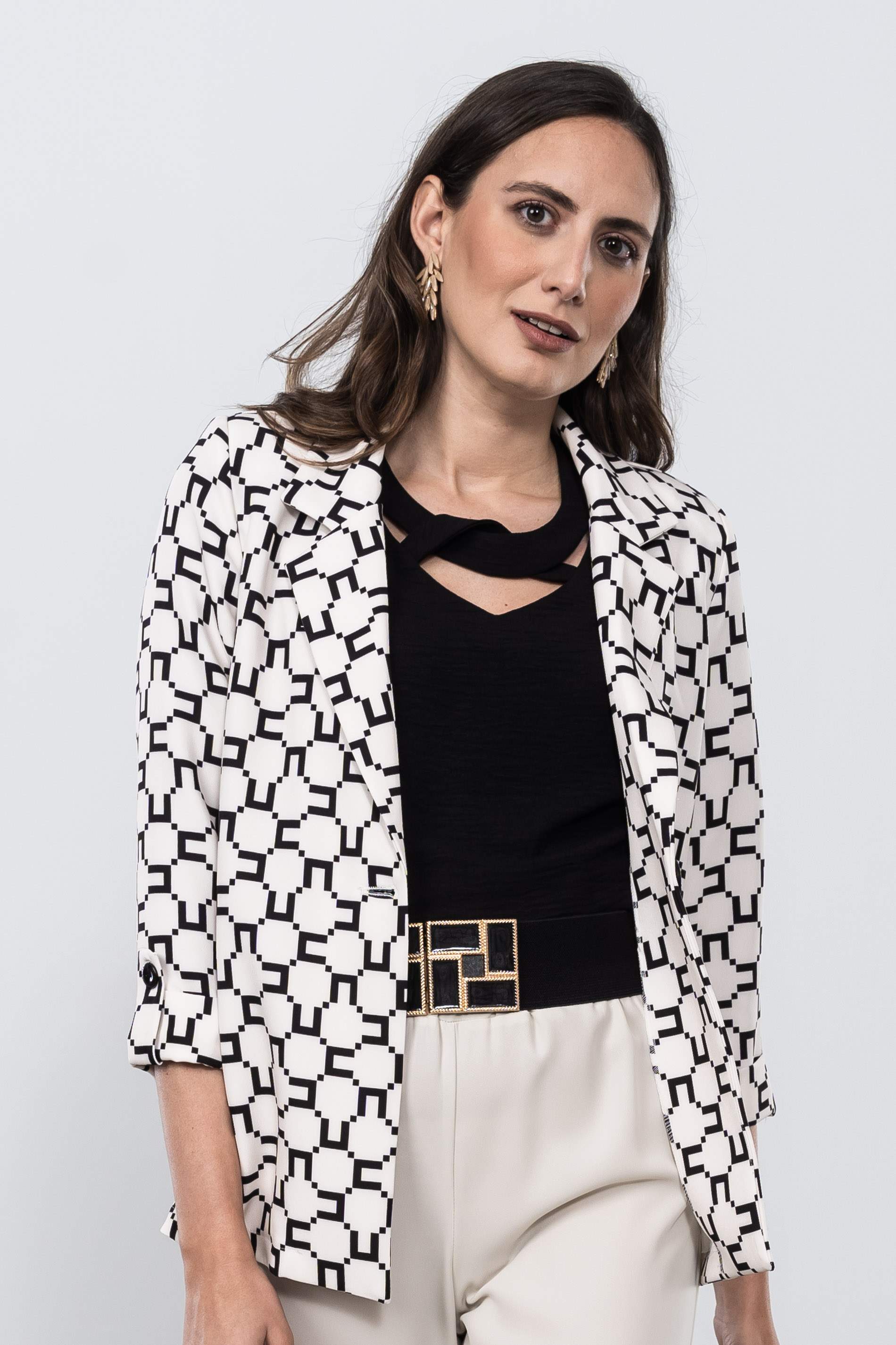 BLUSA CRUCETA CUELLO NEGRO