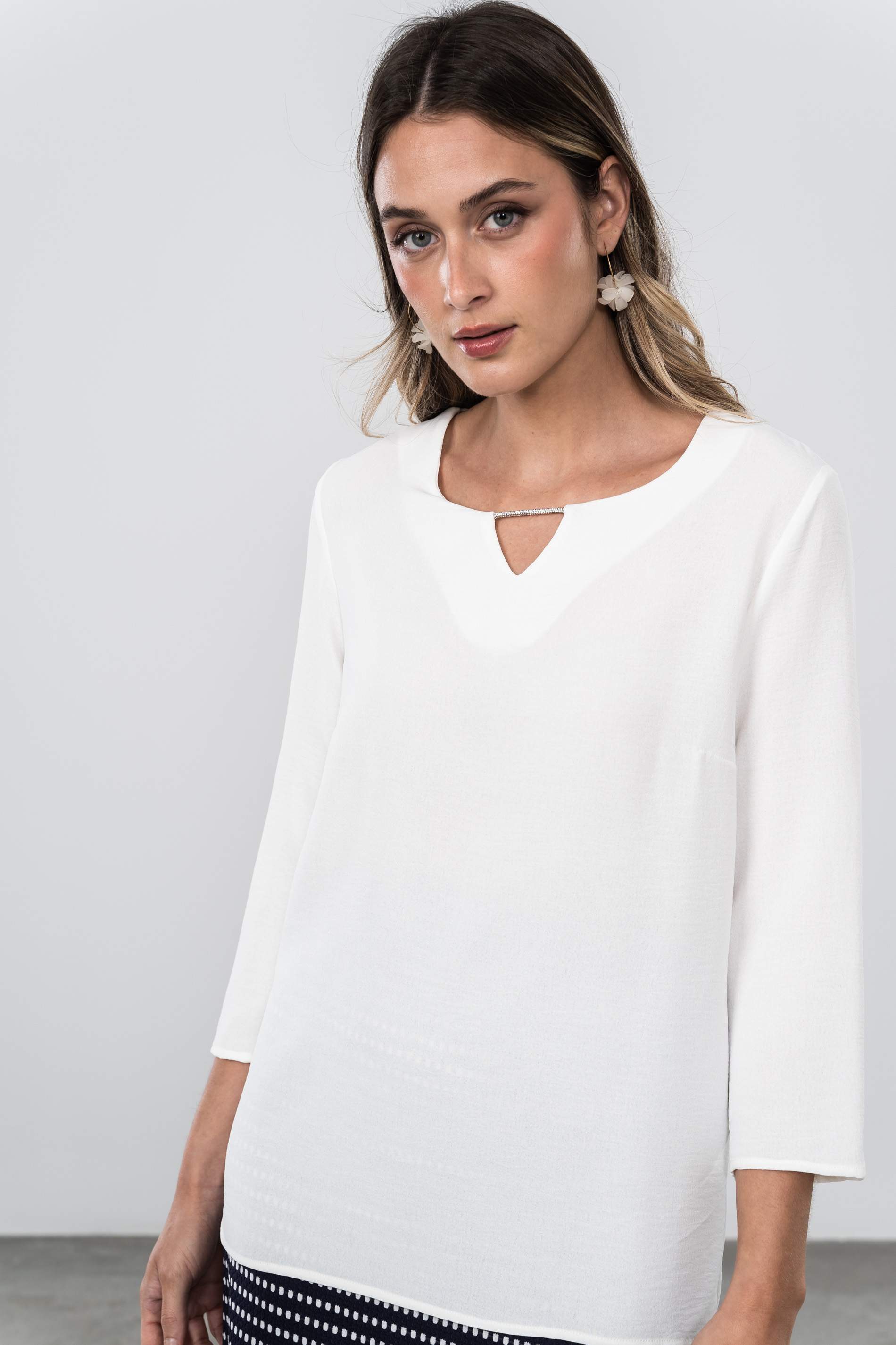 BLUSA DETALLE BRILLO CRUDO