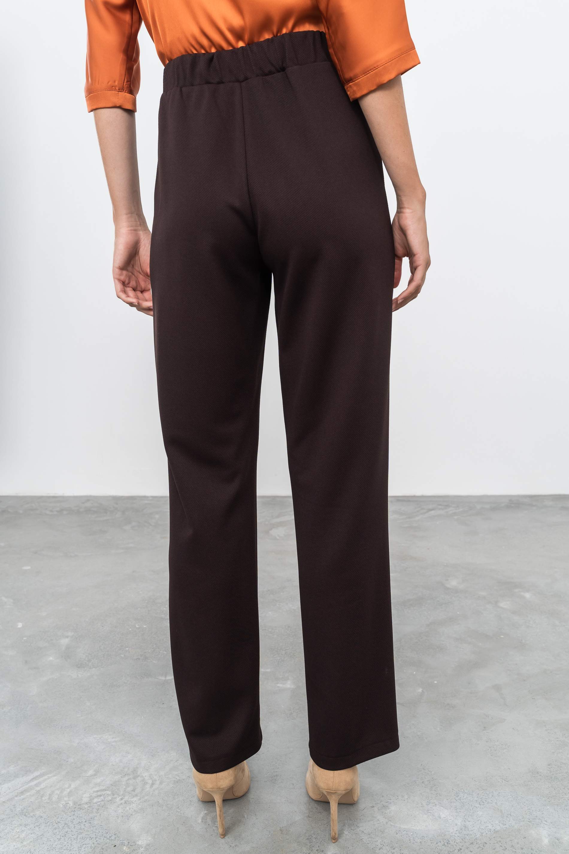 PANTALÓN RECTO CHOCOLATE