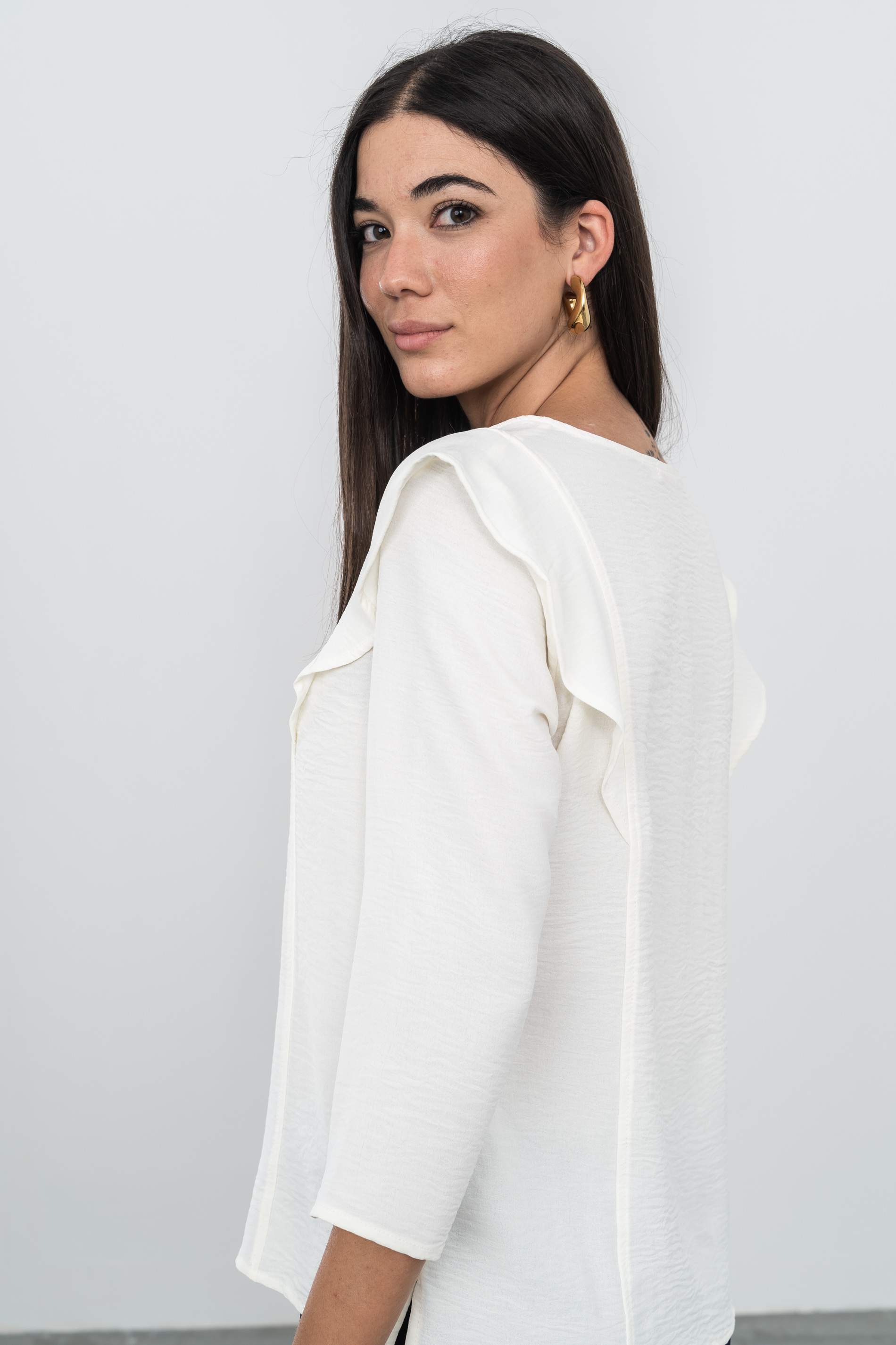 BLUSA MANGA FRANCESA VOLANTE MARFIL