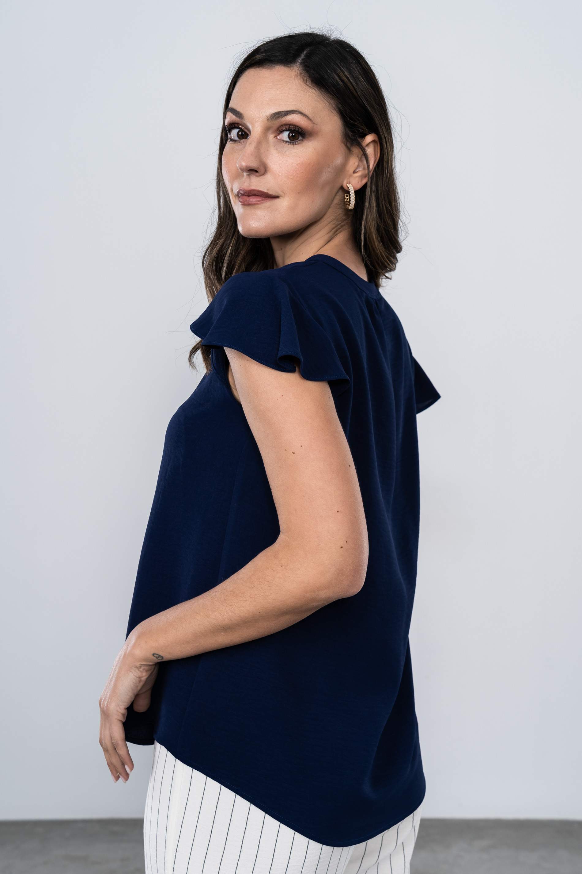 BLUSA CUELLO UVE MARINO