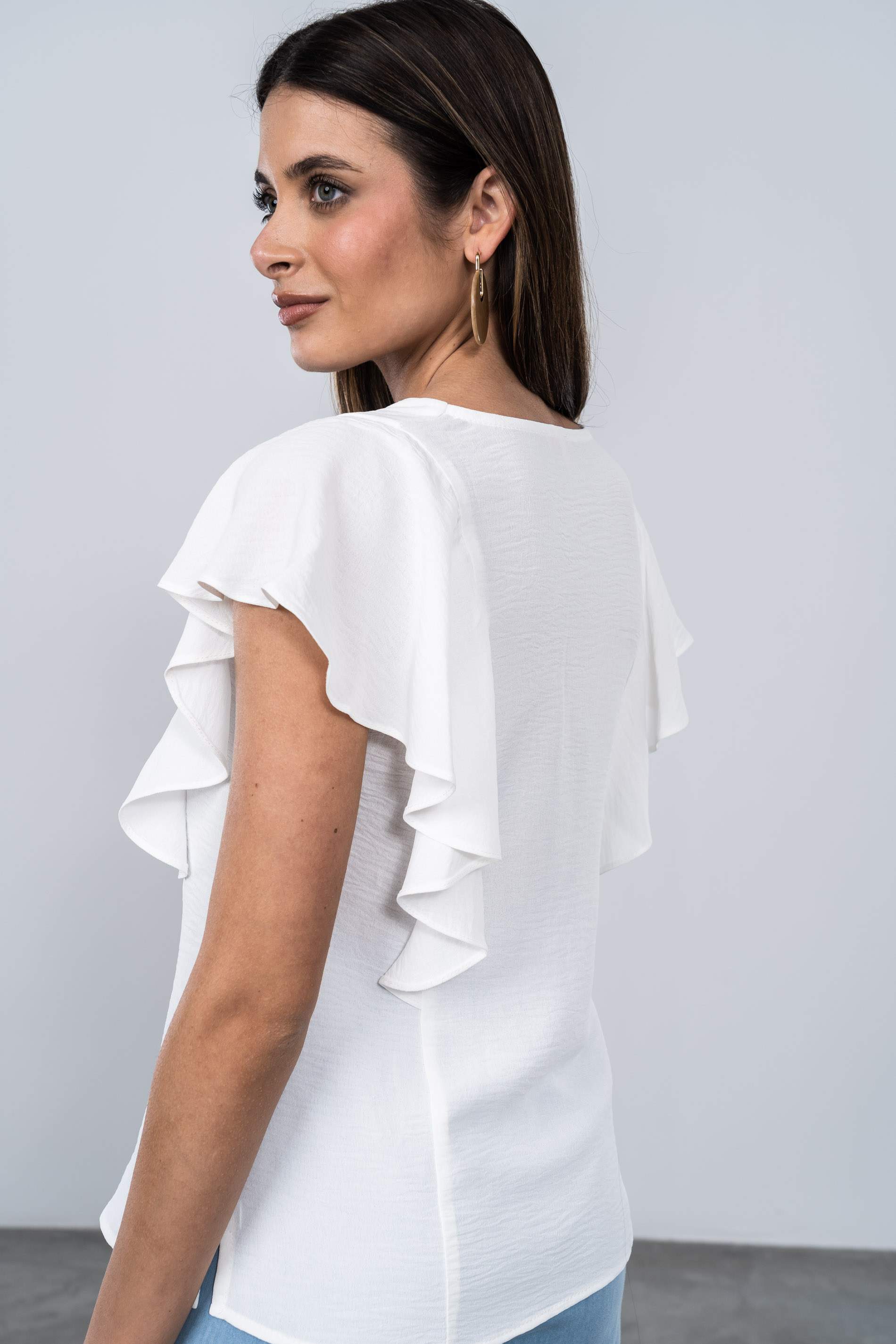 BLUSA CORTES VOLANTES CRUDO