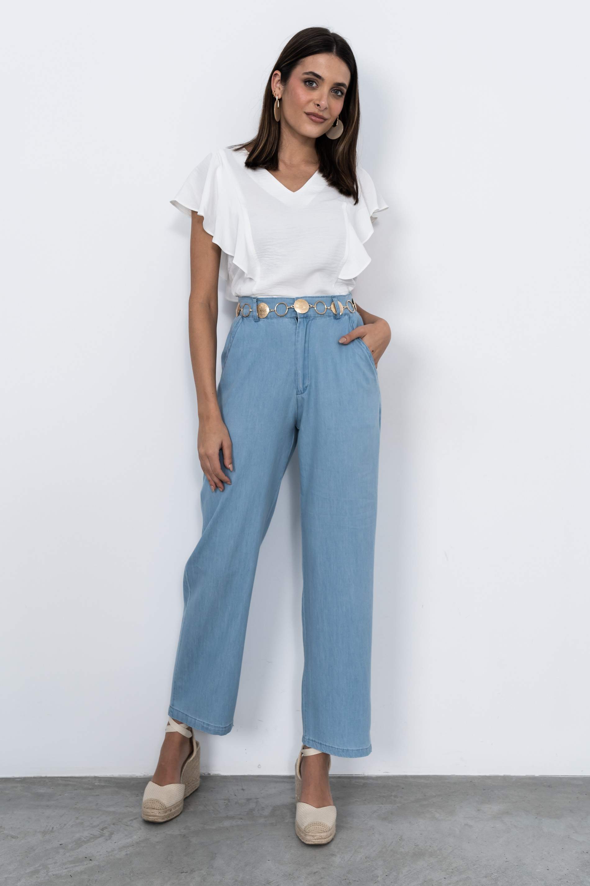 BLUSA CORTES VOLANTES CRUDO
