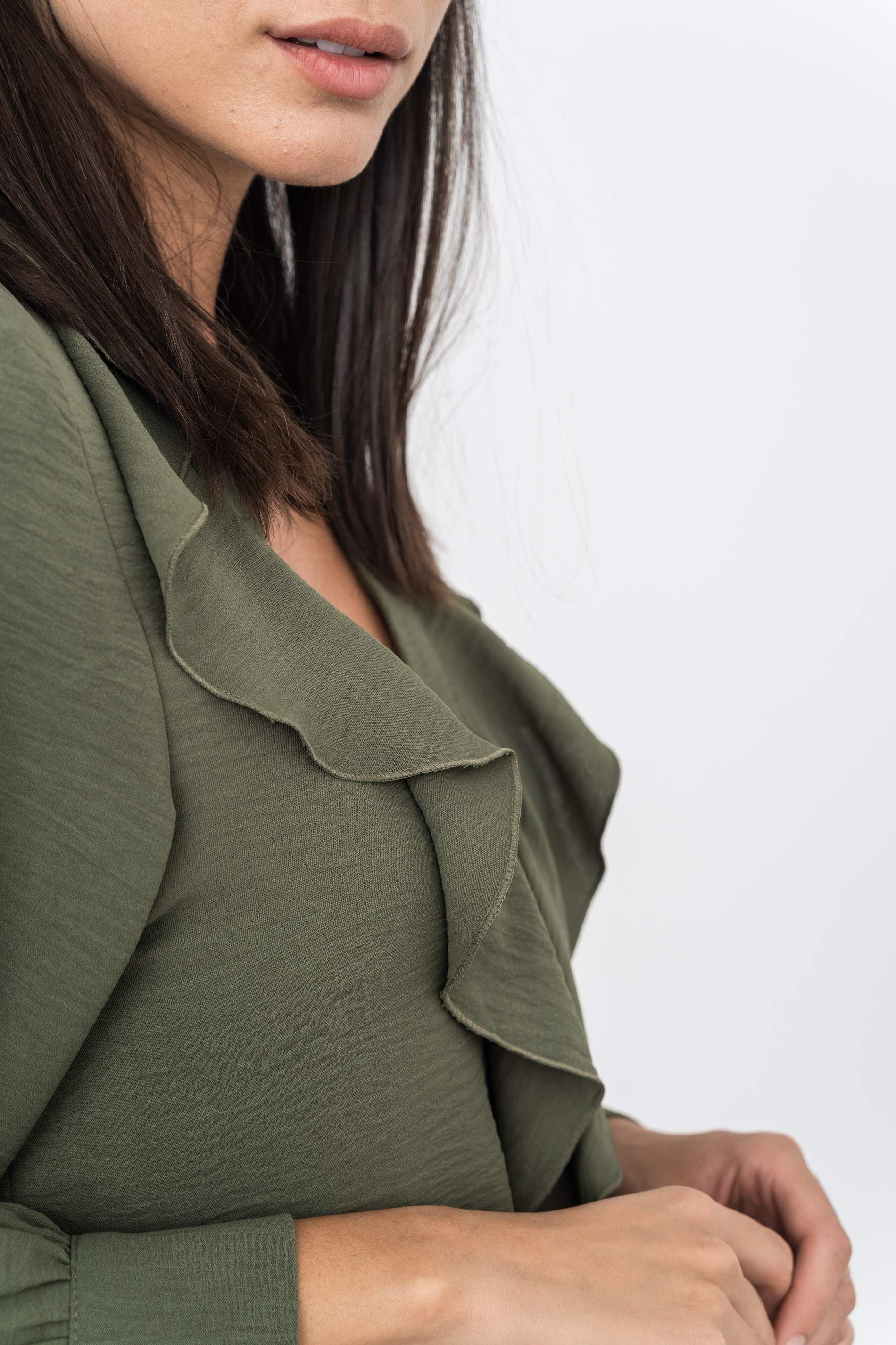 BLUSA VOLANTE MANGA LARGA