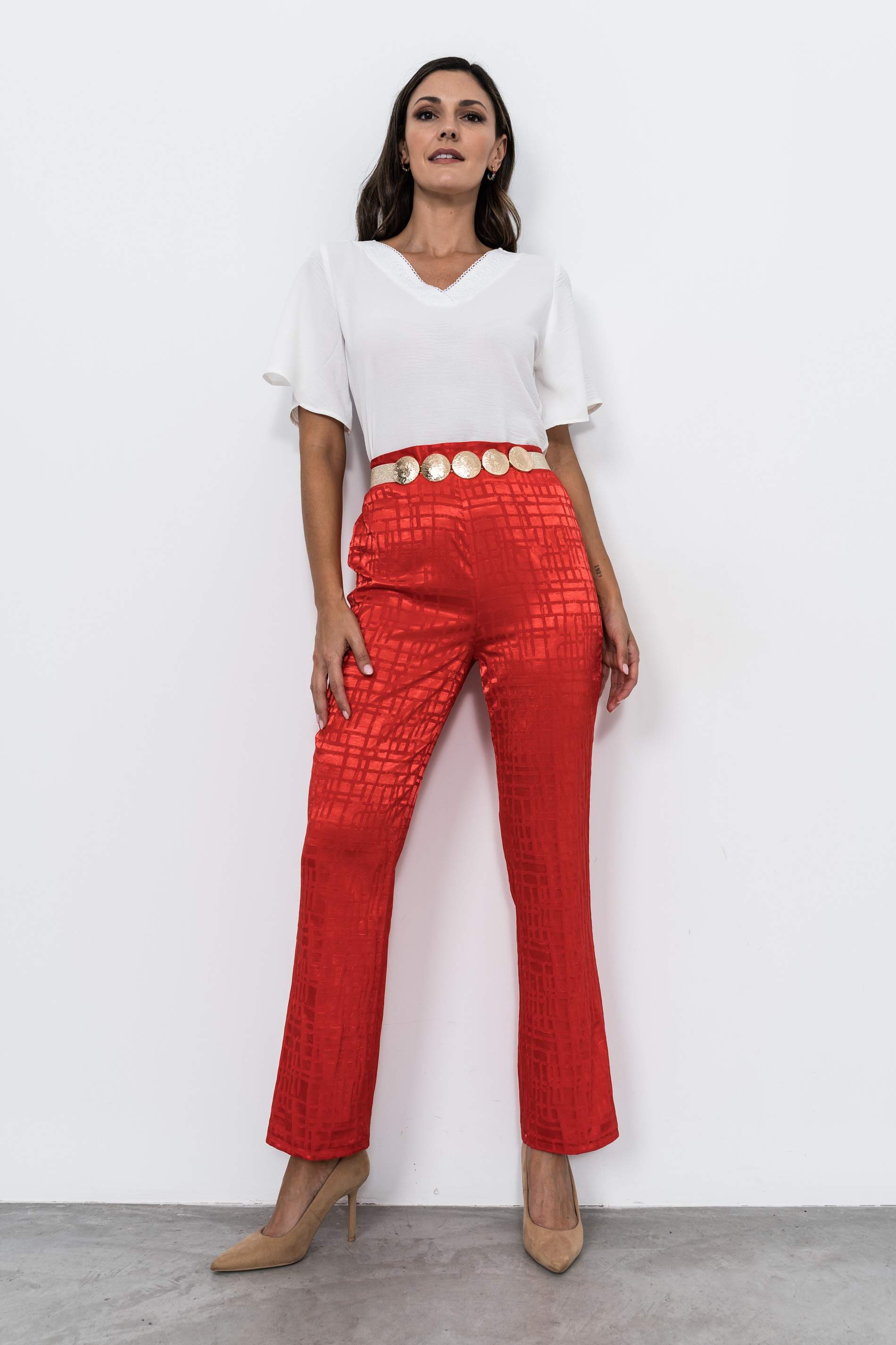 BLUSA CUELLO PICO PUNTILLAS CRUDO