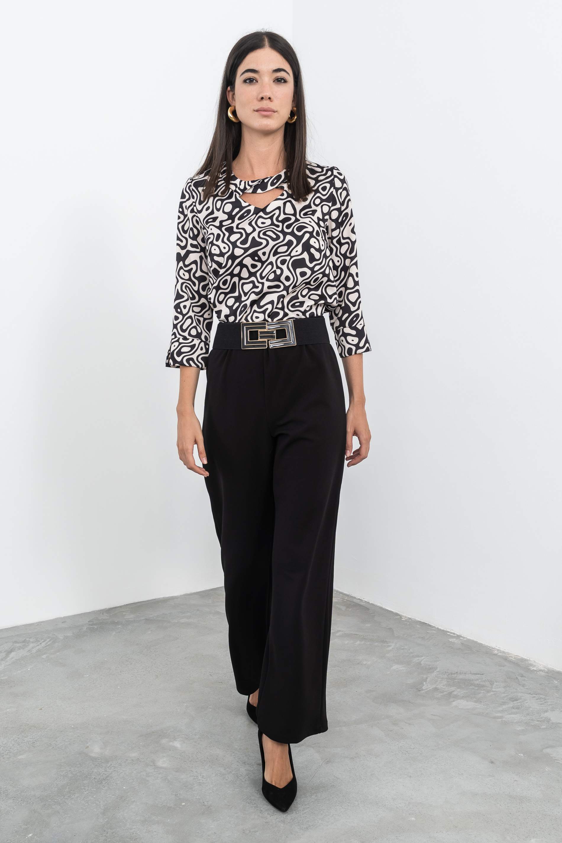 PANTALÓN RECTO GOMA NEGRO