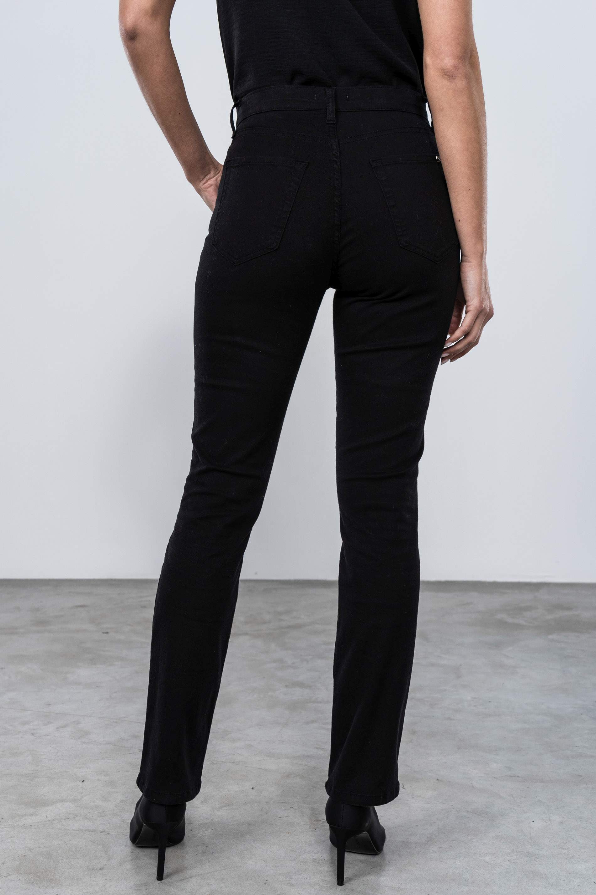 PANTALON 5 BOLSILLOS NEGRO