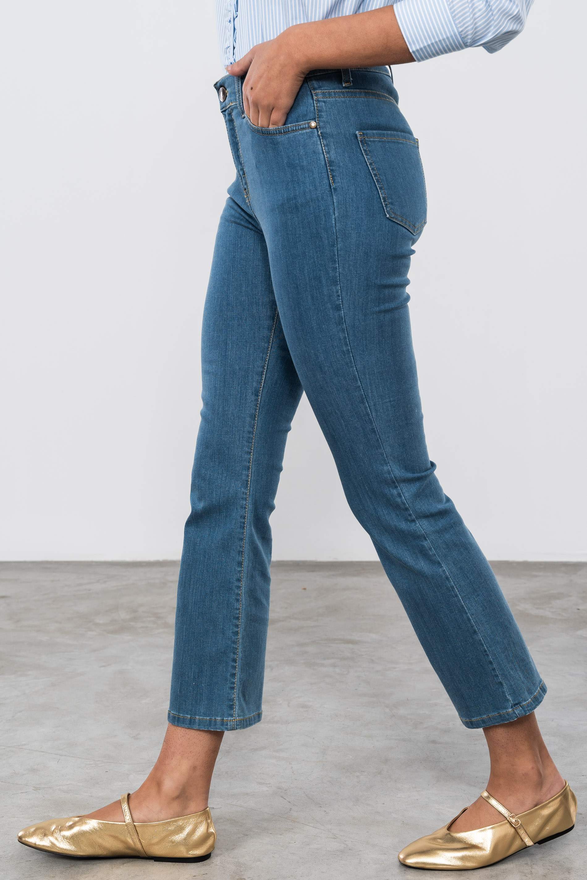 PANTALÓN VAQUERO FLARE AZUL