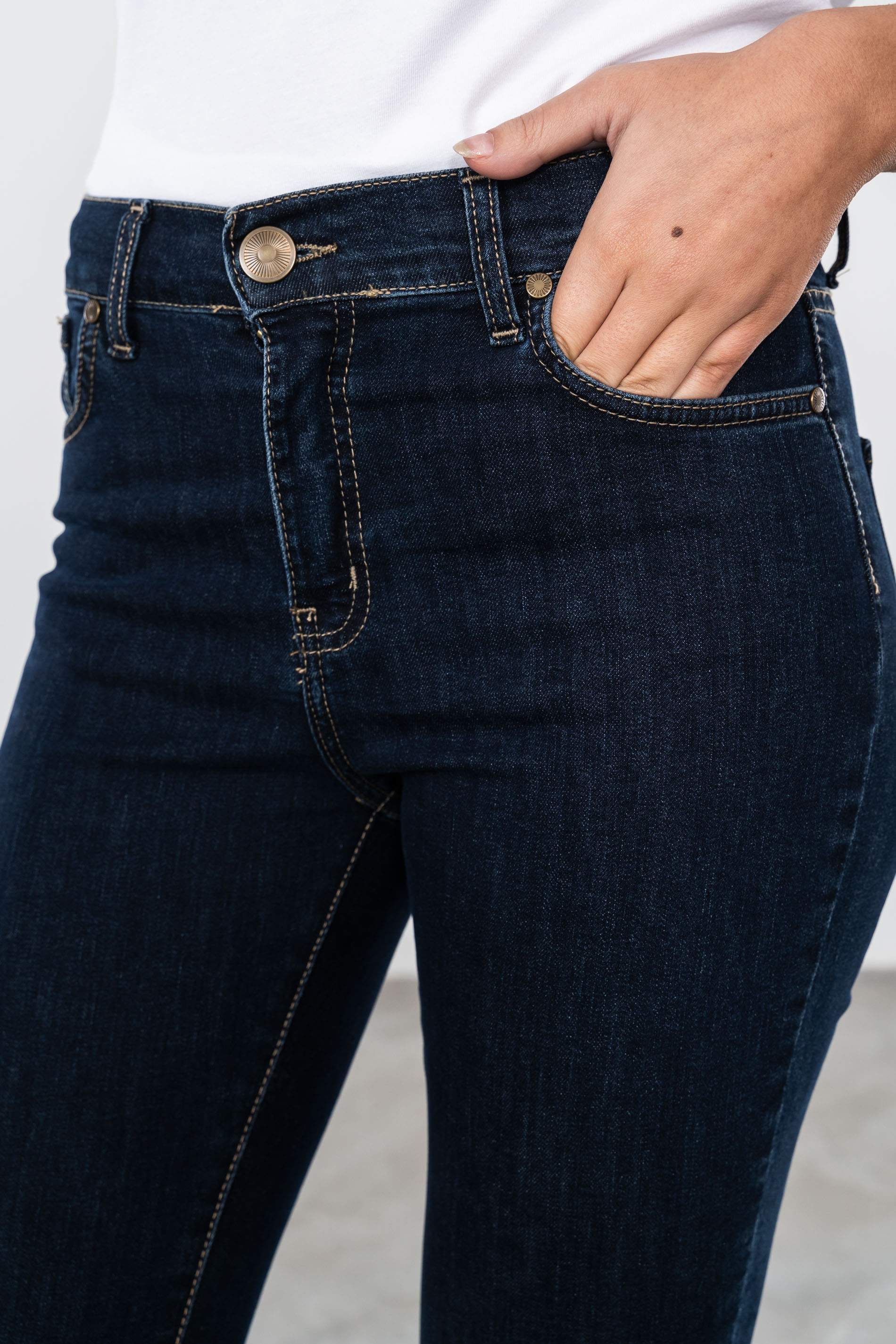 PANTALÓN VAQUERO FLARE MARINO