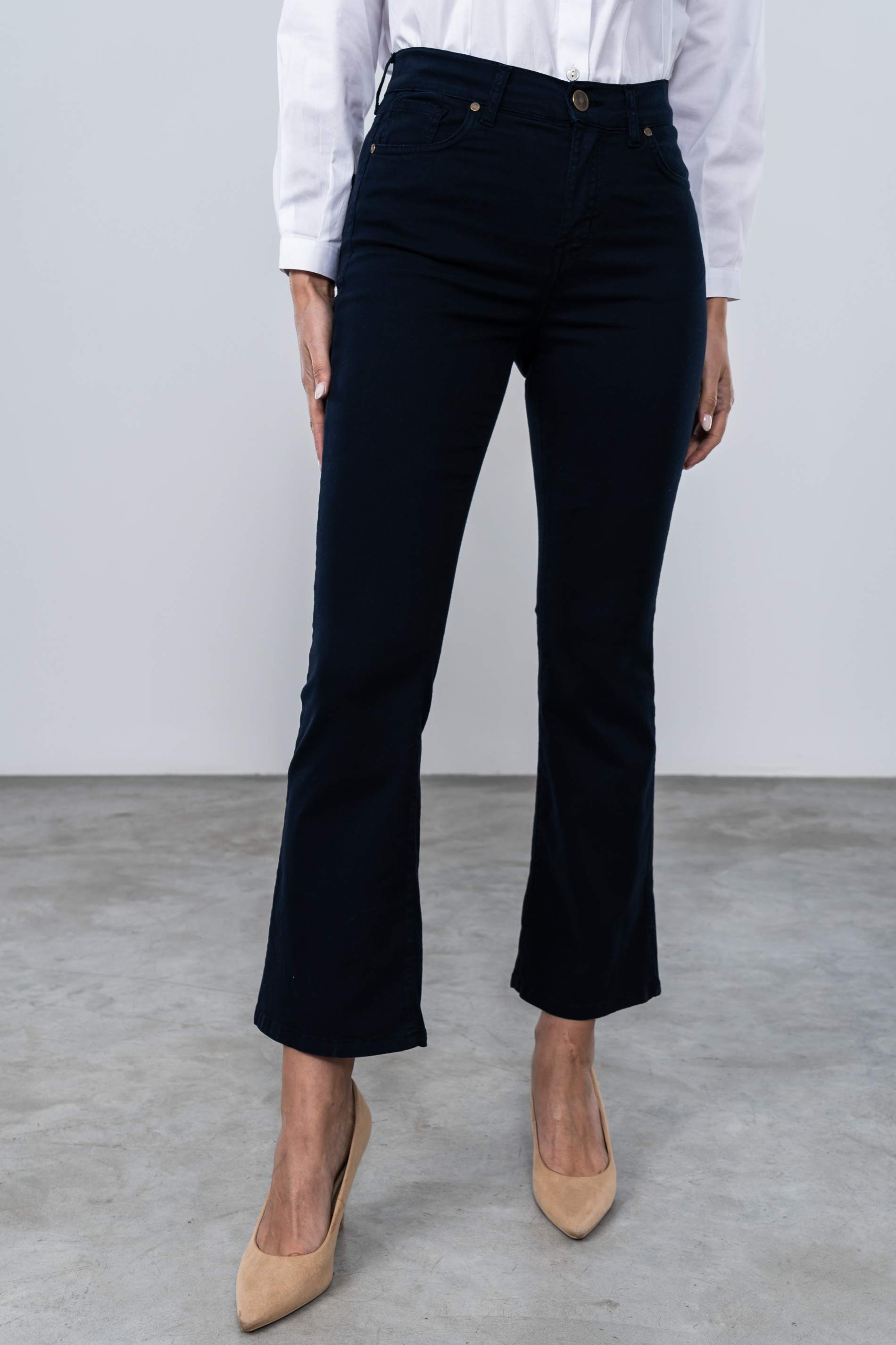 PANTALÓN FLARE SATÉN MARINO