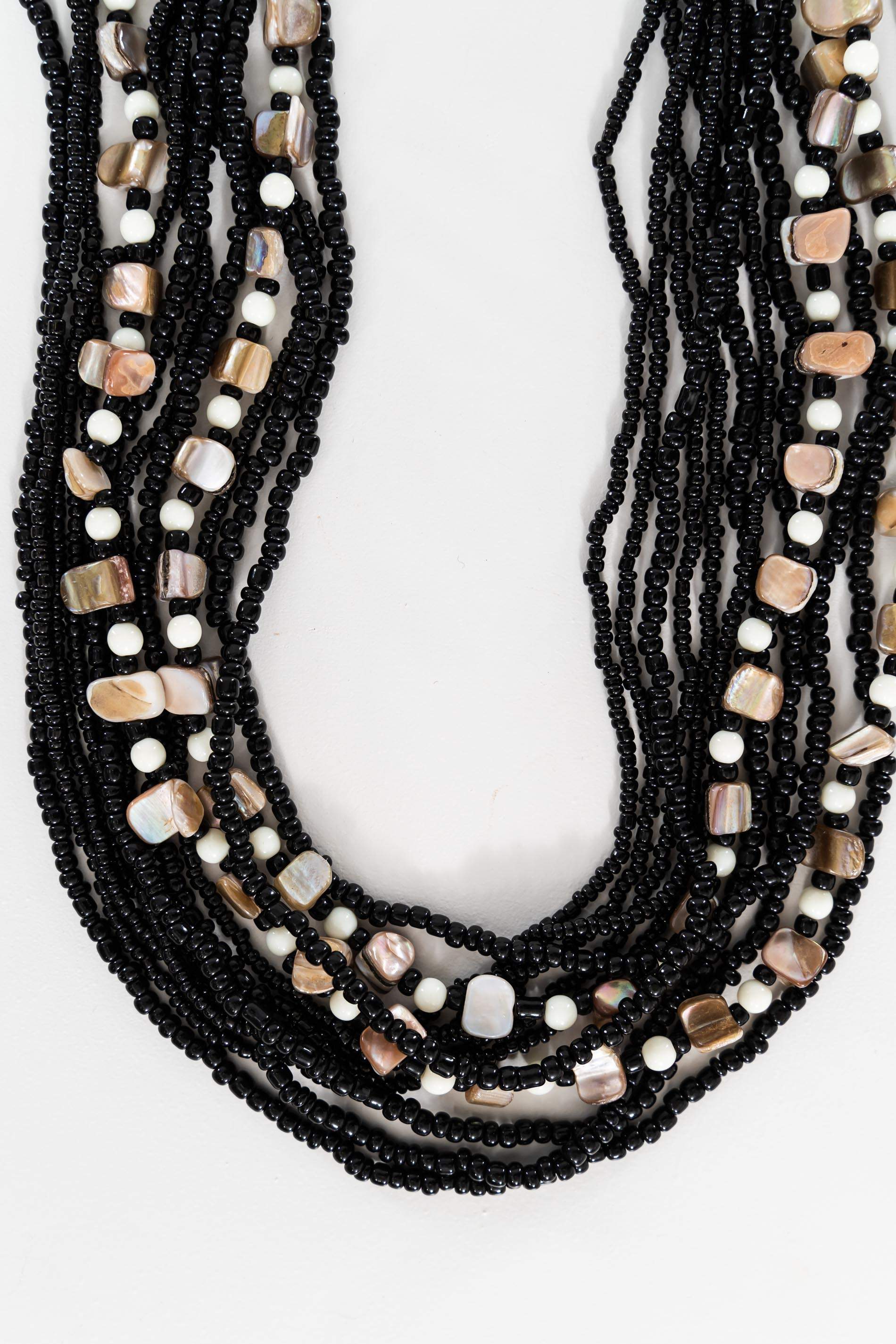 COLLAR PIEDRAS COMBINADO NEGRO