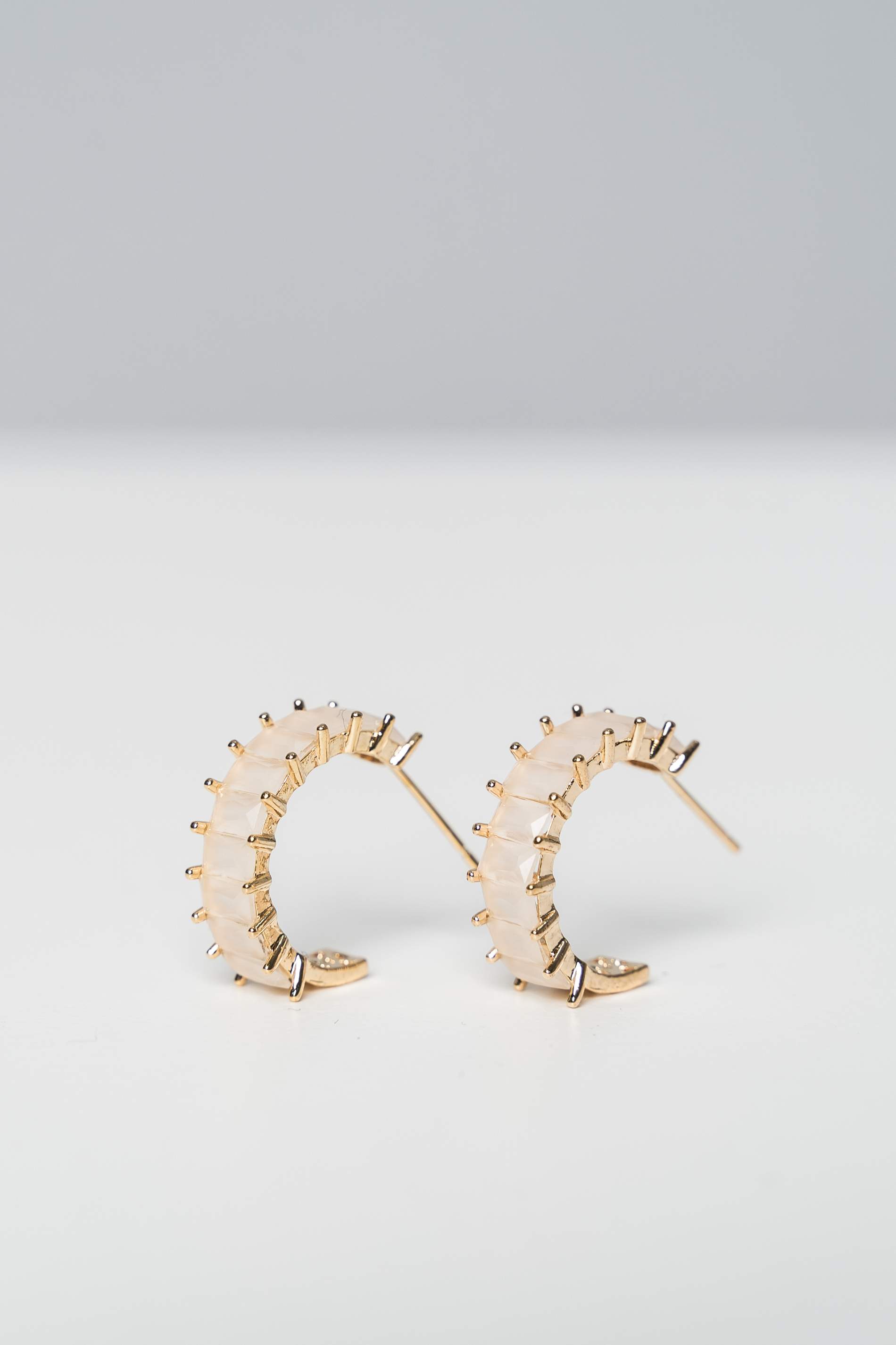 AROS PIEDRAS ENGARZADAS PEQUEÑO CRUDO