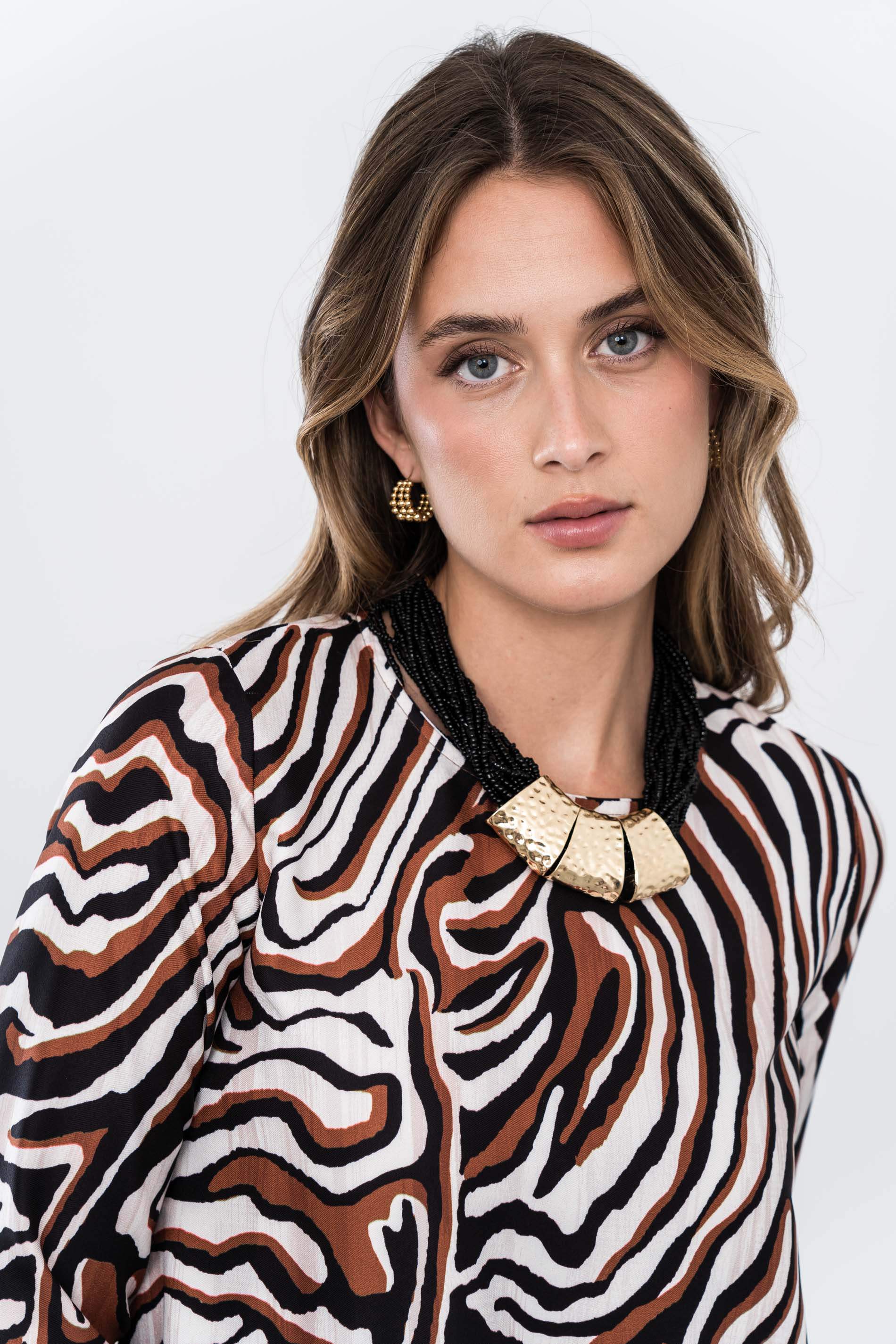 COLLAR PIEZAS ORO
